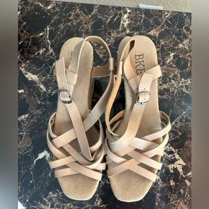 BKE Women's Tan‎ High Heel Sandals- size 9